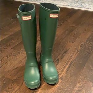 Tall Hunter Rainboots